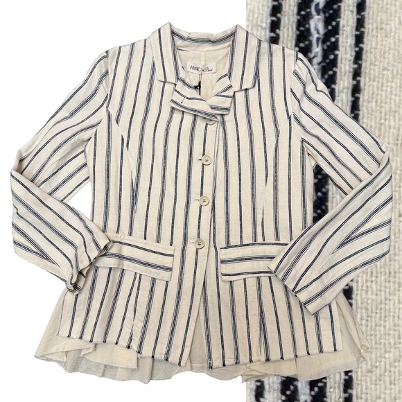 Amici By Baci Jackets & Blazers - Amici By Baci Long Sleeve Striped Lightweight Blazer NWT  Size S-M-L